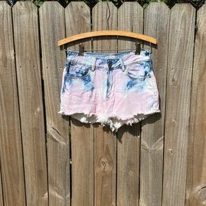 Tie-Dye Bullhead High-Rise Short Short
